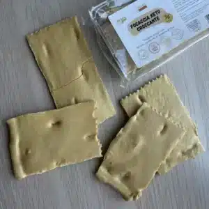 Focaccia Keto Croccante – Croccantezza, benessere e gusto in uno snack senza compromessi.